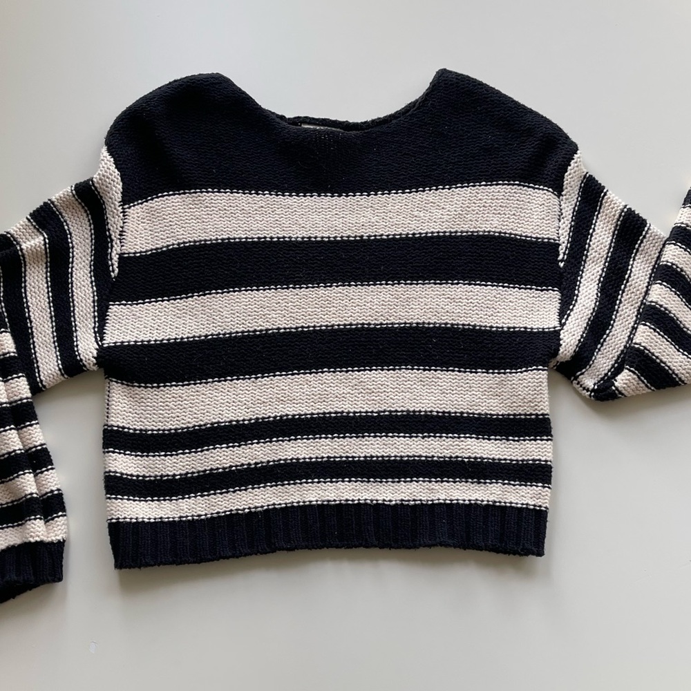 Billabong women’s sweater